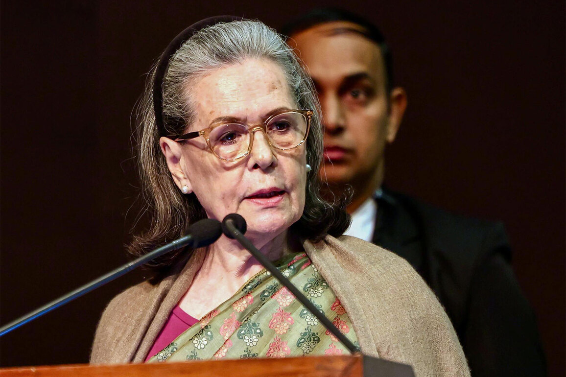 Telangana Rising Global Summit to offer platform for development projects: Sonia Gandhi