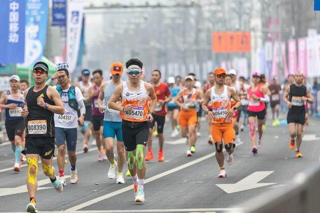Losing pounds goes viral amid China's wellness wave