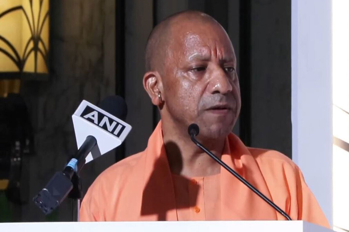 CM Yogi pitches Uttar Pradesh as business destination at Singapore Investor Roadshow