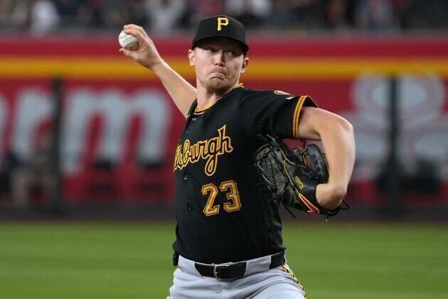 Brandon Lowe helps hot Pirates slide past Diamondbacks