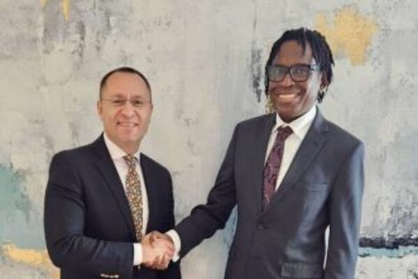 Ukraine ambassador visits 'mining capital of the world', Perth