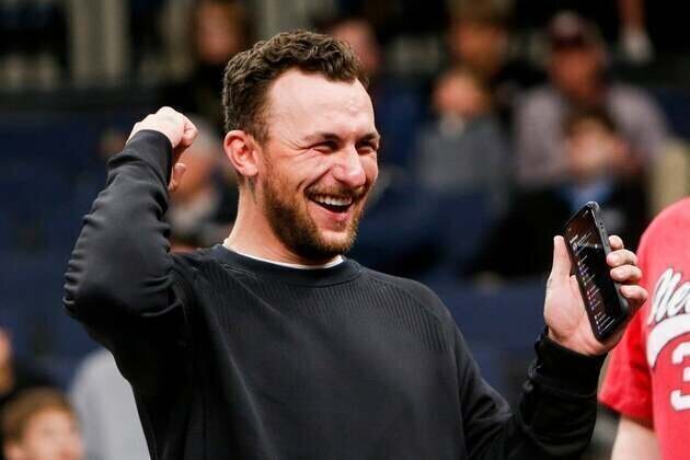 Johnny Manziel to fight influencer Bob Menery in Vegas