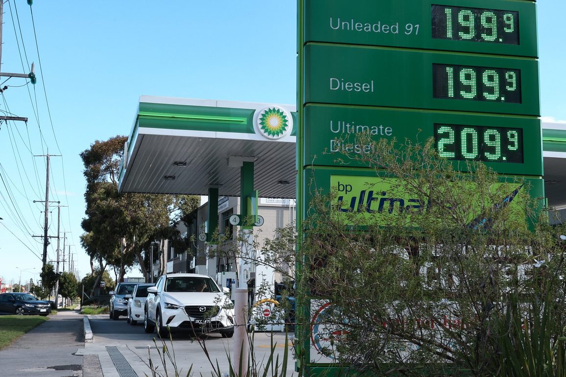 AUSTRALIA-MELBOURNE-OIL PRICE-SURGE
