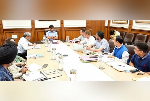 J-K Chief Secy instructs to complete 'Har Ghar Nal se Jal' target this year