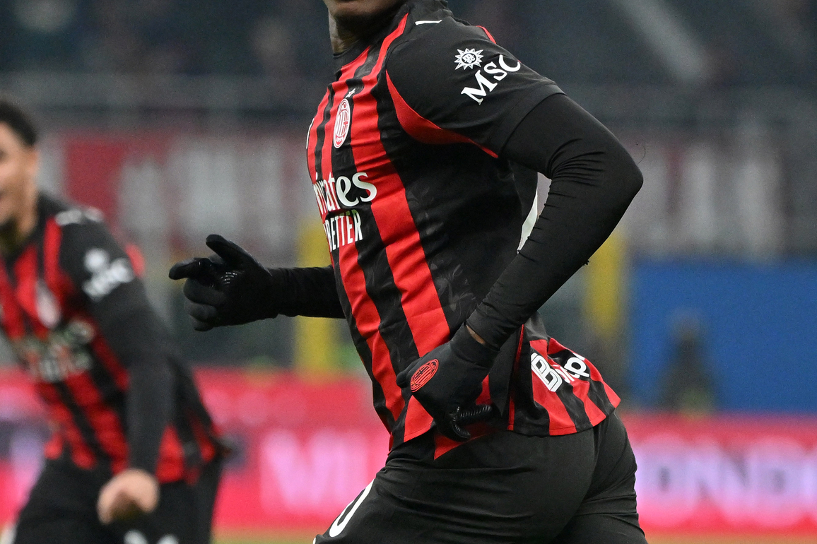 (SP)ITALY-MILAN-FOOTBALL-SERIE A- AC MILAN VS GENOA