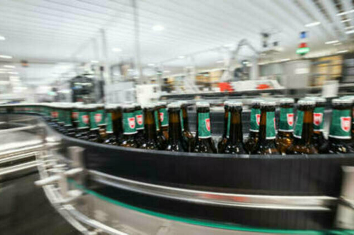 Trump's beer tariffs could hit 100,000 EU jobs - FT