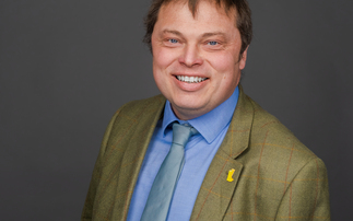 Yellow Wellies chair James Chapman steps down from board