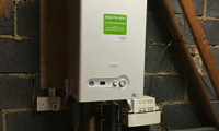 Vokèra installs heating to help family in need