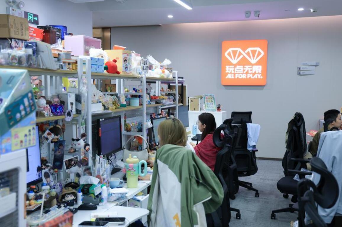 Culture&Life | Chinese trendy toys catch more eyes of global fans