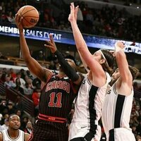 Victor Wembanyama's clutch 3s send Spurs over Bulls