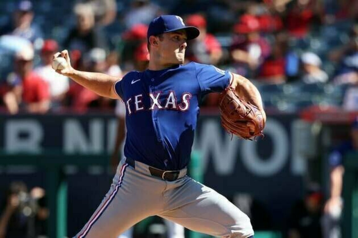 Veteran reliever David Robertson signs with Phillies