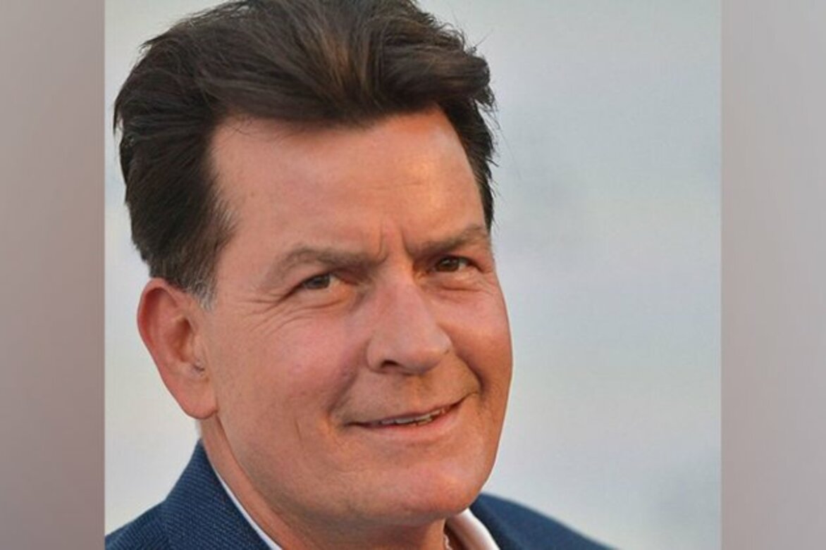 Charlie Sheen talks about his return to TV, calls it "surreal"