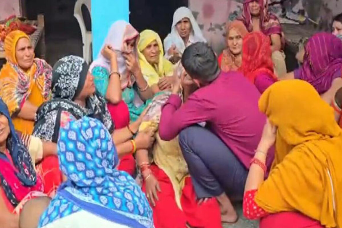 Army Chief salutes Lance Naik Dinesh Kumar's sacrifice in shelling by in Pakistan