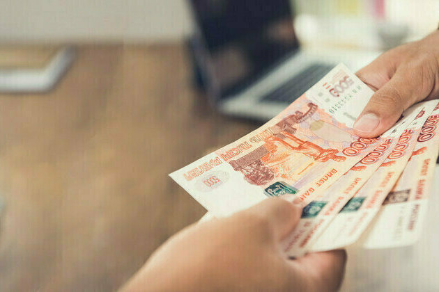 Russia considers blanket credit ban for citizens  official