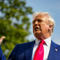Trump threatens China with extra 50% tariff