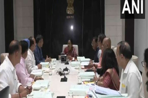 Delhi CM holds cabinet meeting ahead of budget presentation