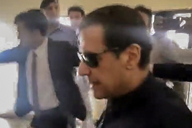 '6/24 partial vision in Imran Khan's right eye unaided, 6/9 in left': Medical board report