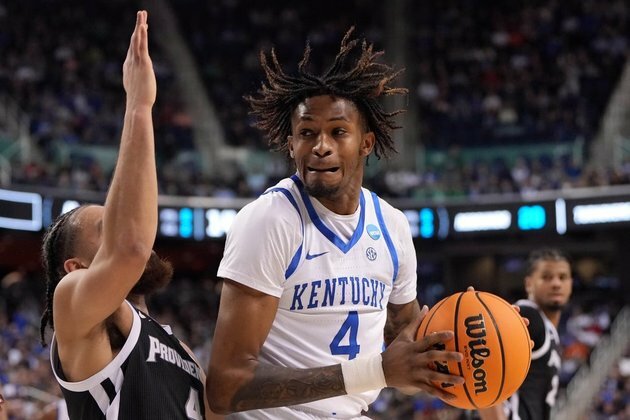 Ex-Kentucky F Daimion Collins transferring to LSU