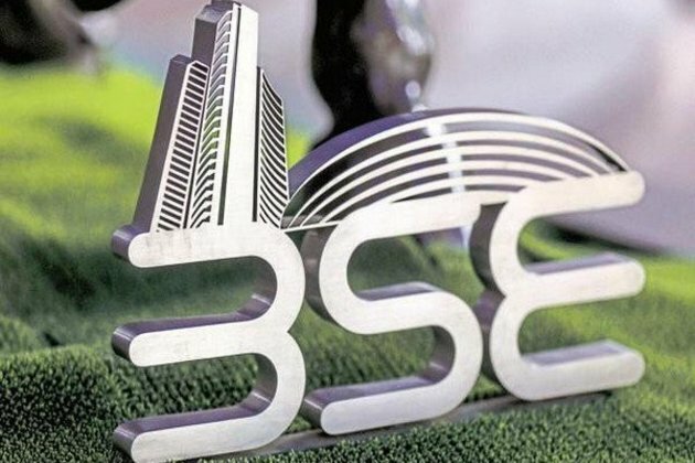 Sensex jumps by over 400 points, banking stocks surge
