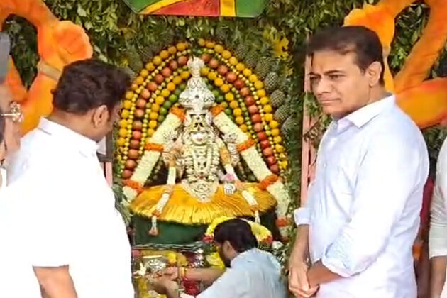 KTR offers prayers at temples in Hyderabad on Bonalu festival