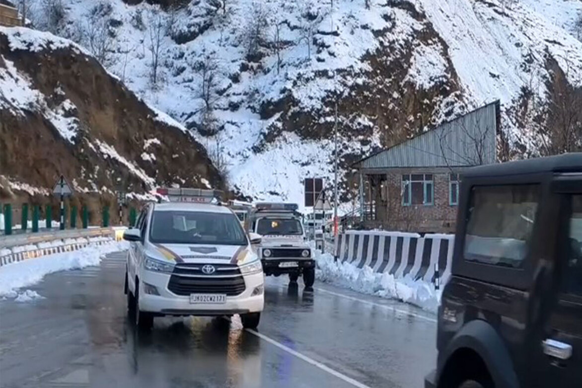 J-K: Restoration work underway as NH-44 remains closed on third day