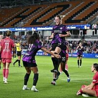 Dash edge Courage to halt winless streak