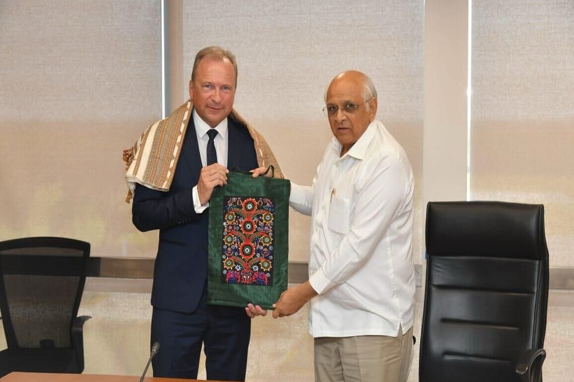 Gujarat CM holds talks with Luxembourg Finance Minister on green financing