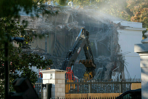Trump demolishing part of White House