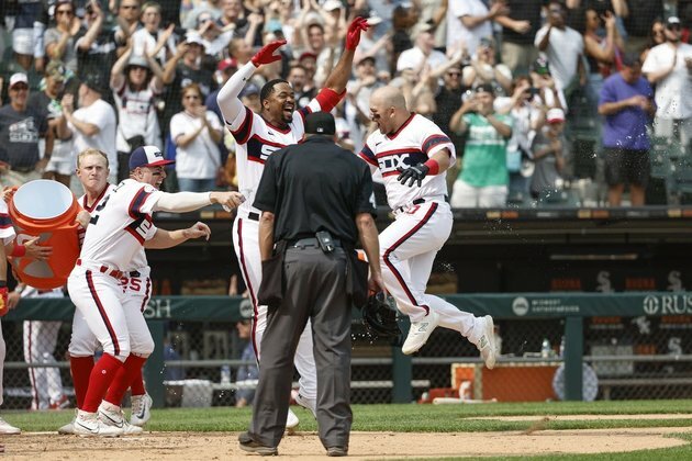 MLB roundup: White Sox sink Tigers on walk-off grand slam
