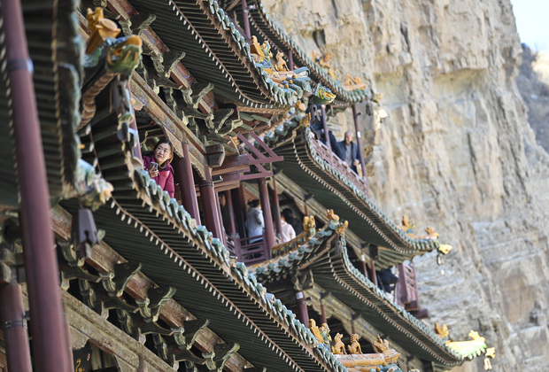 FlyOverChina | RelicRoam: the Hanging Temple in N China's Shanxi