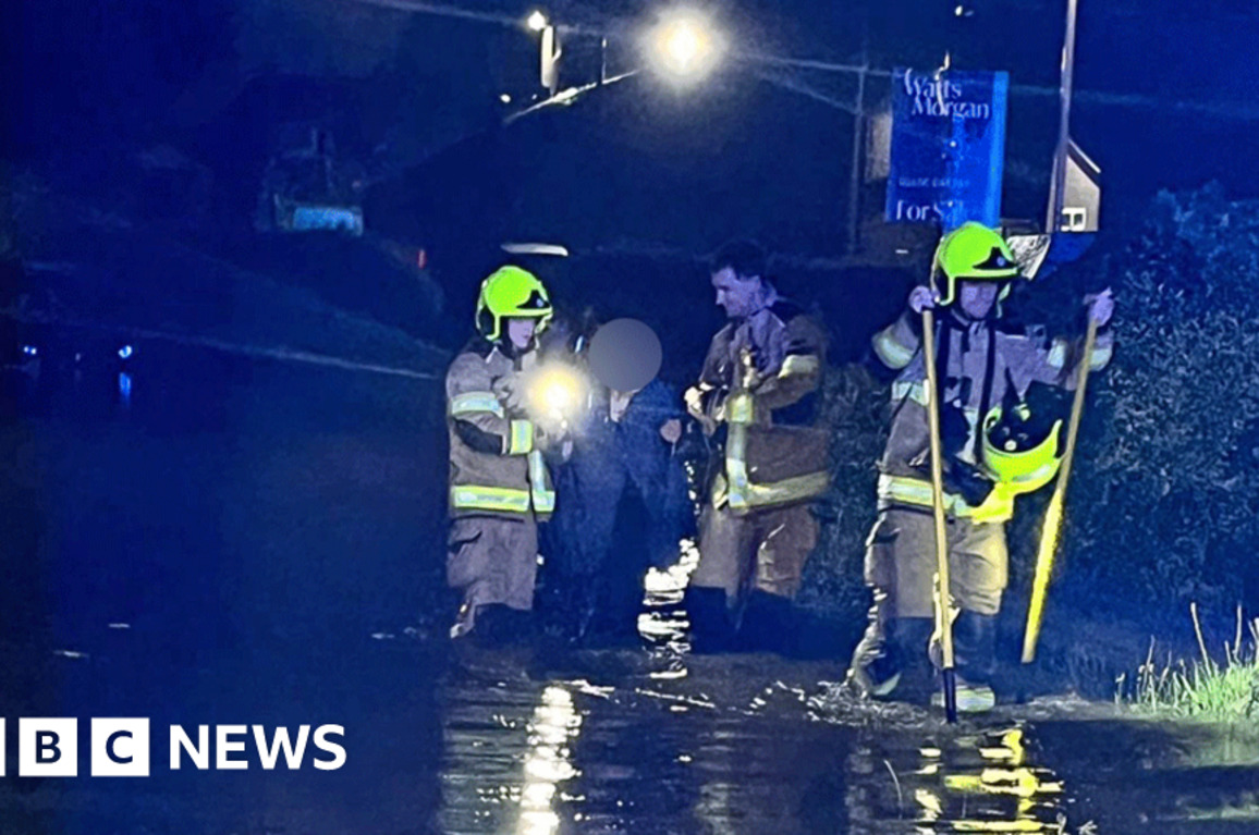Flashing flooding causes damage in Bridgend