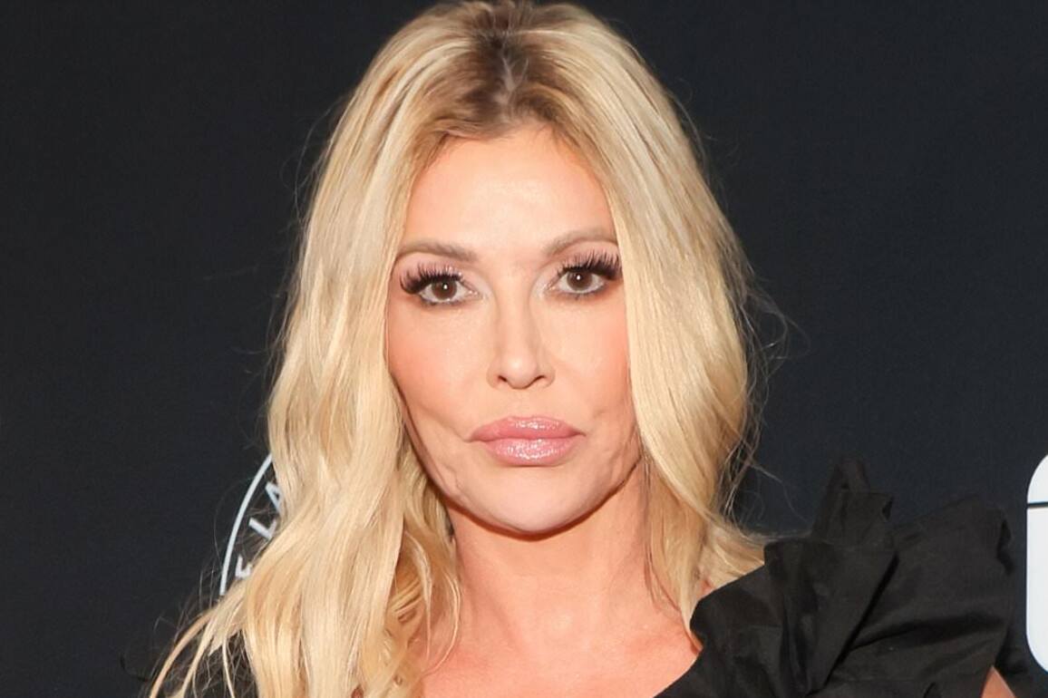 Brandi Glanville rushed to hospital after frantic 911 call&nbsp;amid facial parasite battle