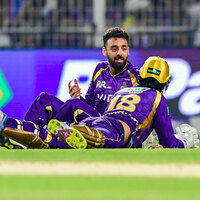 "Raghuvanshi had neck pain after collision with Chakaravarthy": KKR Assistant Coach Watson