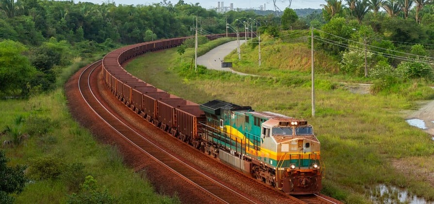 EFC Transporte escoamento minério de ferro Estrada de Ferro Carajás Vale ferrovia