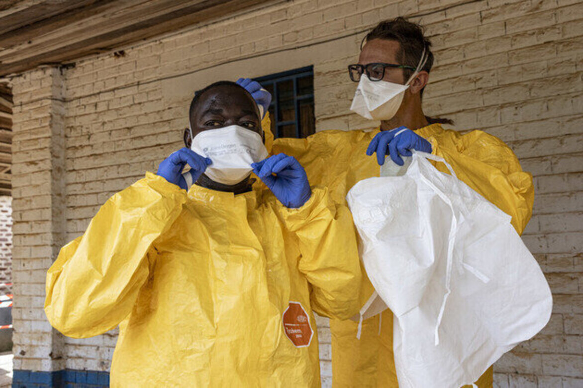 France confirms first Ebola case