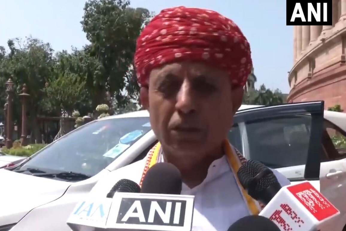 "Whatever work PM Modi has done for farmers is incomparable": MoS Agriculture Bhagirath Choudhary