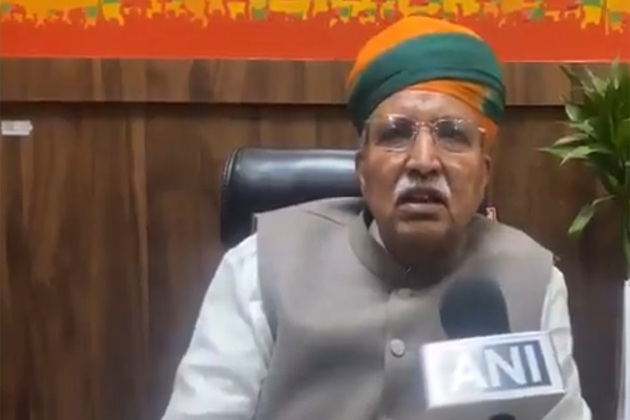 "Big day for the nation": Arjun Ram Meghwal praises PM Modi's flag hoisting at Ayodhya's Ram Temple 'Dwajarohan' ceremony