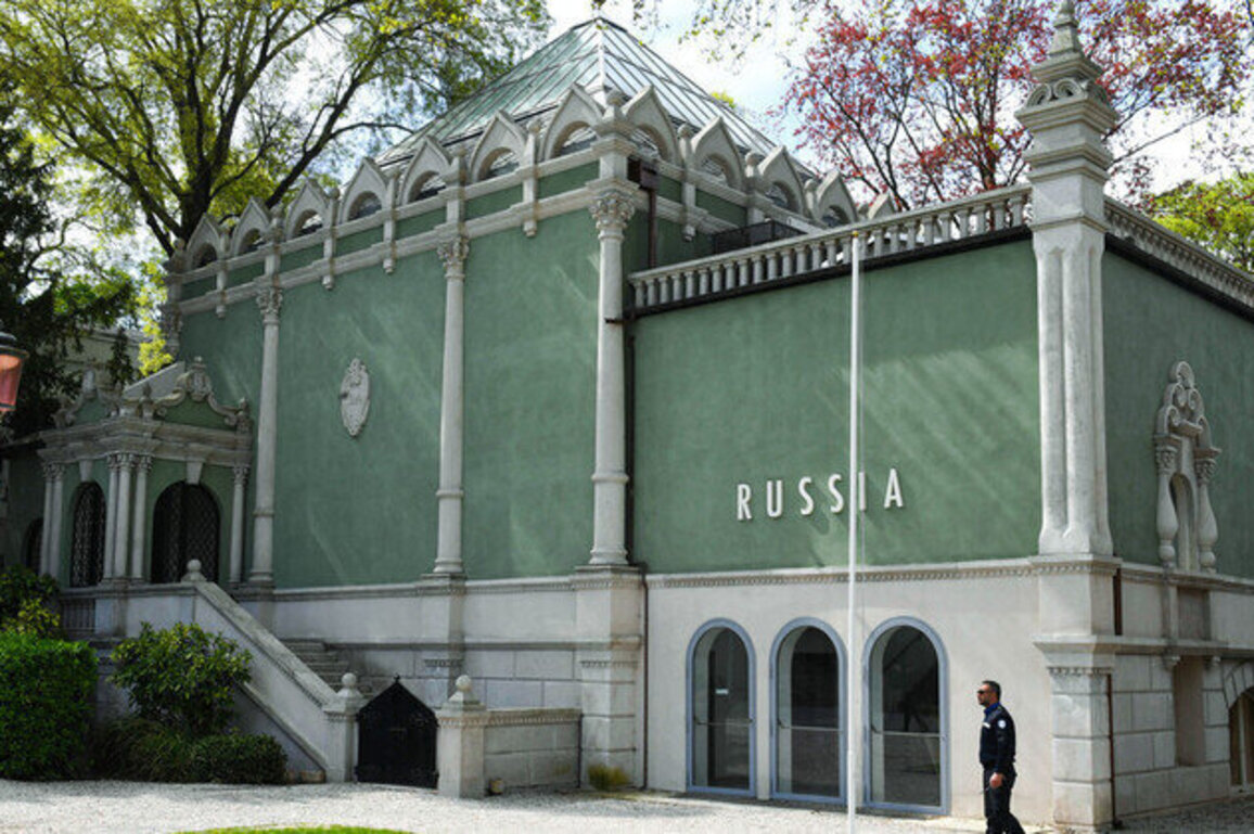 EU threatens to cut Venice Biennale funding over Russian return