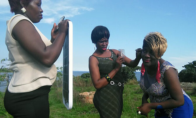 Joy Tendo shoots video for 'Yesu gwe mugga' Joy Tendo shoots video for 'Yesu gwe mugga'