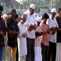 Kerala: Muslims offer prayers, celebrate Eid-ul-Fitr with devotion in Thiruvananthapuram