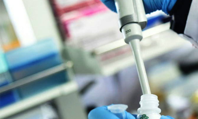 UAE approves use of Covid-19 vaccine for health workers UAE approves use of Covid-19 vaccine for health workers