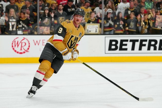 Knights' Jack Eichel exits after shoulder-to-shoulder hit