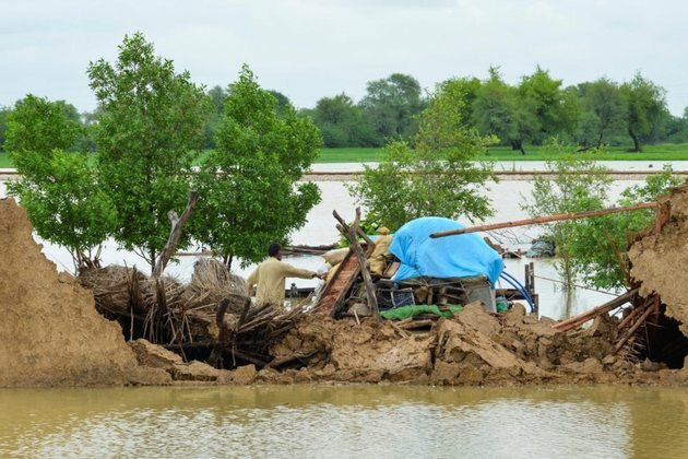 Pakistan Blames Climate Change for Deadly Floods, Declares Emergency