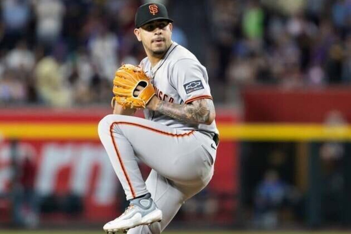 Giants RHP Jose Butto to have blood clot removed from arm