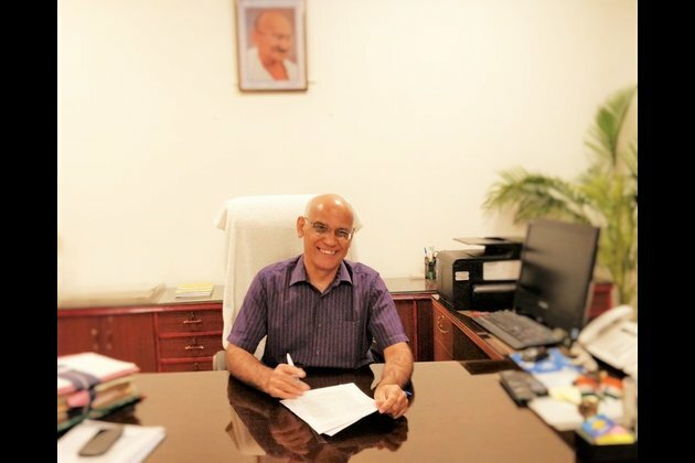 Exporters can take benefit under MEIS scheme till Dec 31: DGFT