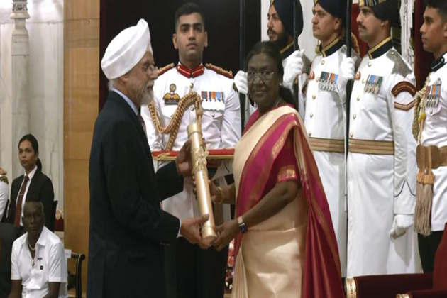 President Murmu presents Padma Awards to recipients at second Civil Investiture Ceremony