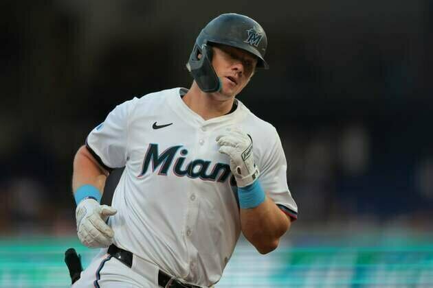 Sandy Alcantara, Marlins defeat Mets to even series
