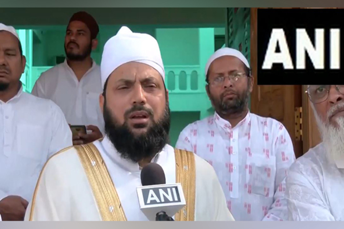 Samajwadi Party MP Maulana Mohibullah Nadvi extends greetings on occasion of Eid al-Adha