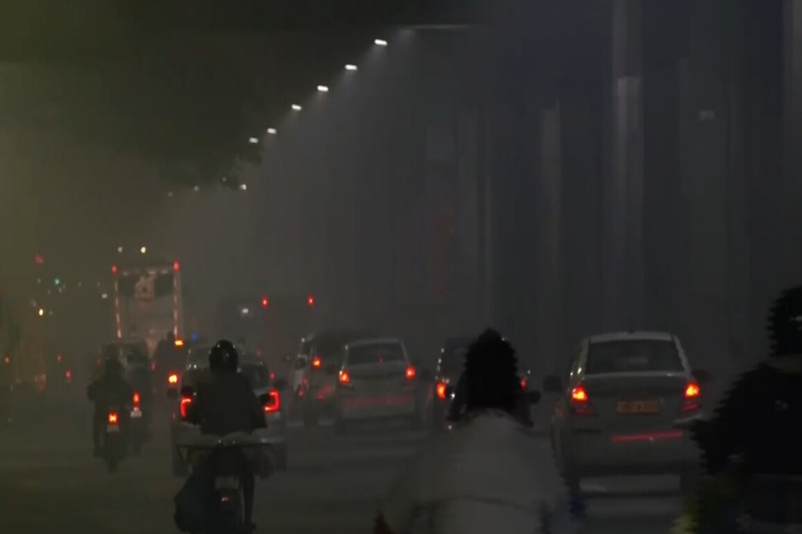 Tamil Nadu: 8 flights cancelled, 10 delayed at Chennai airport due to Bhogi festival, smoke, haze and fog