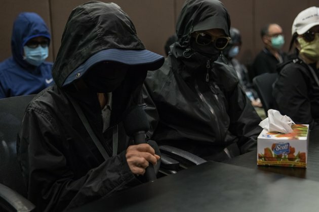 China Says 12 Fleeing Hongkongers Held in Shenzhen Are &#039;Separatists&#039;